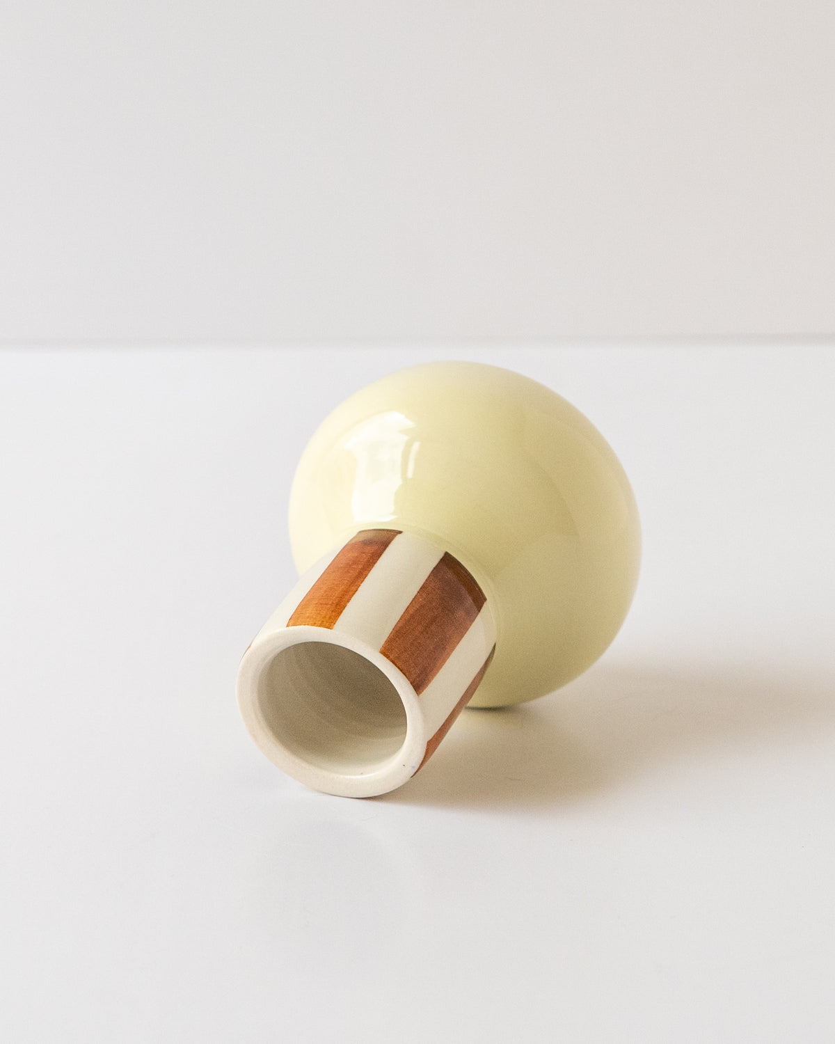 Butter Yellow Whisk Holder - mushroom 01