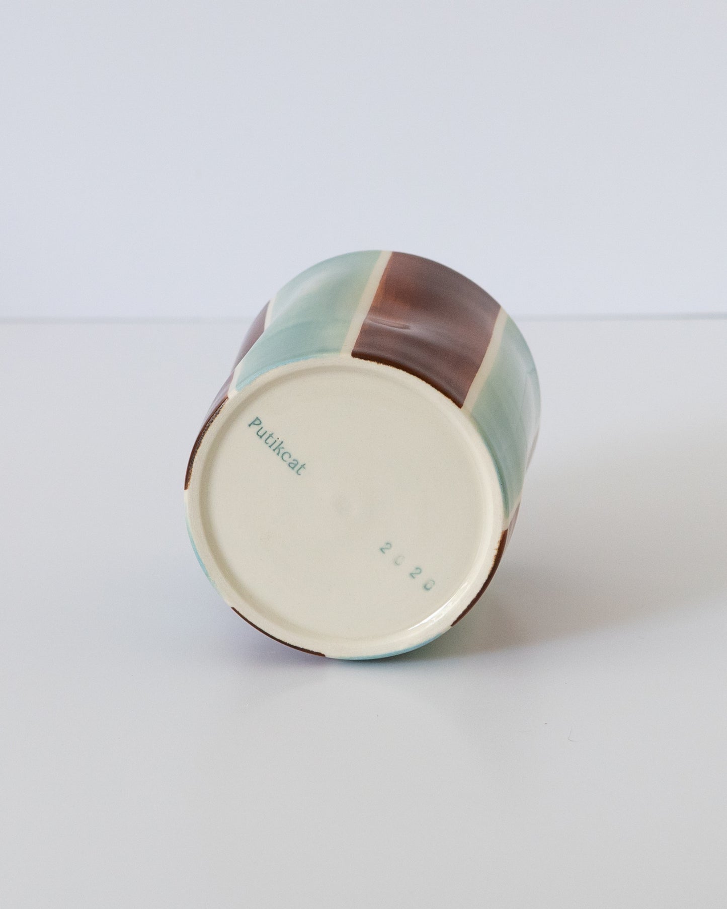 Flowy Cup - Seafoam + Brown 02