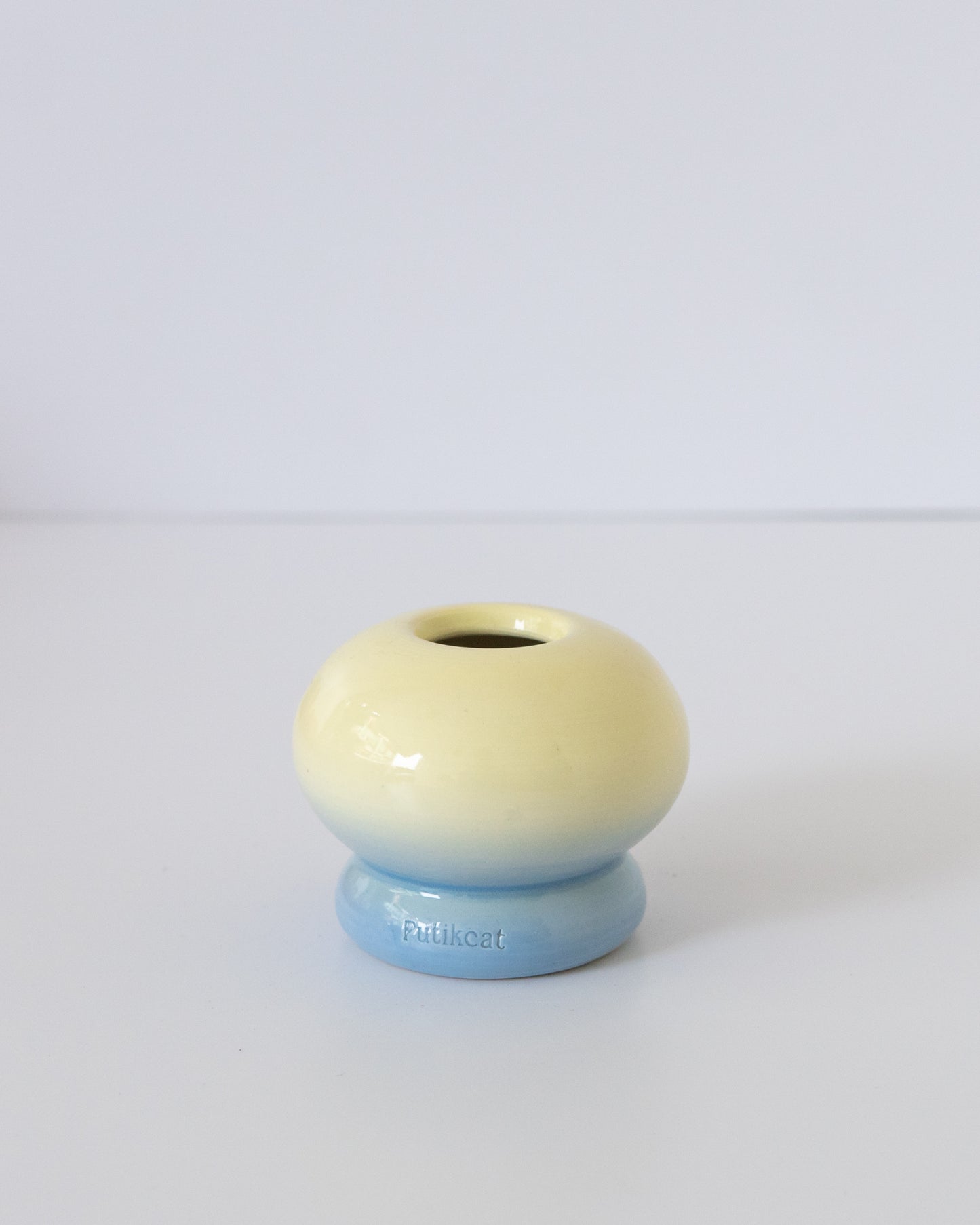 Butter Yellow + Sky Blue Whisk Holder 01