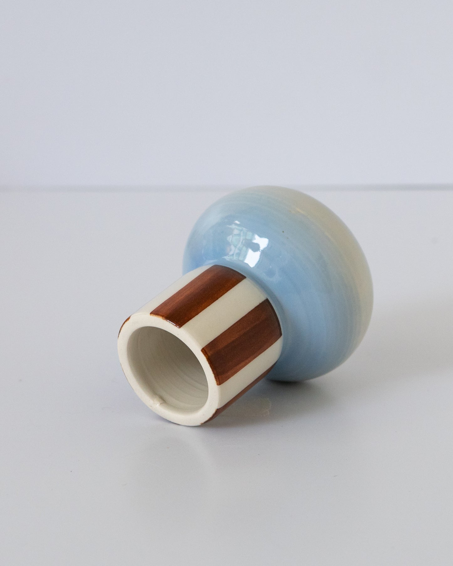 Sky Blue + Brown Whisk Holder 01 - mushroom