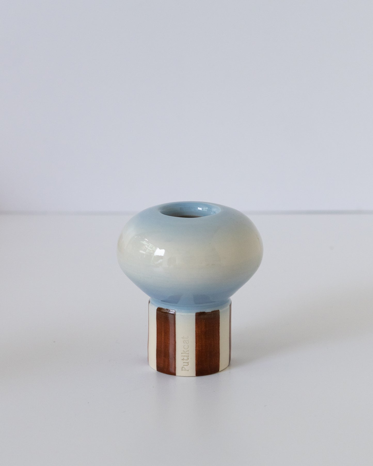 Sky Blue + Brown Whisk Holder 02 - mushroom