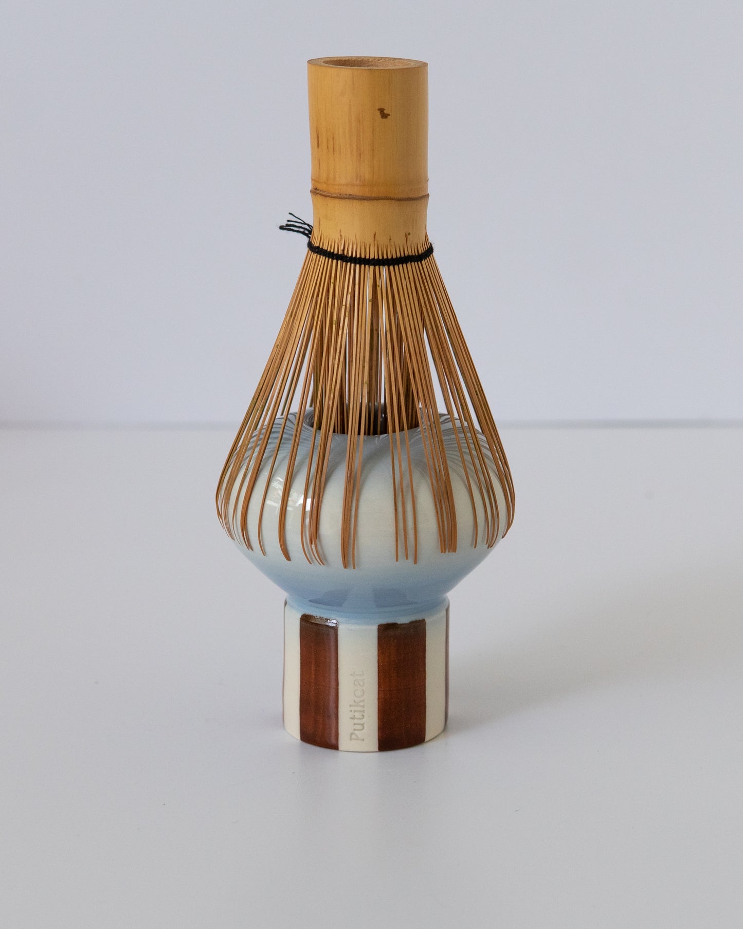 Sky Blue + Brown Whisk Holder 02 - mushroom
