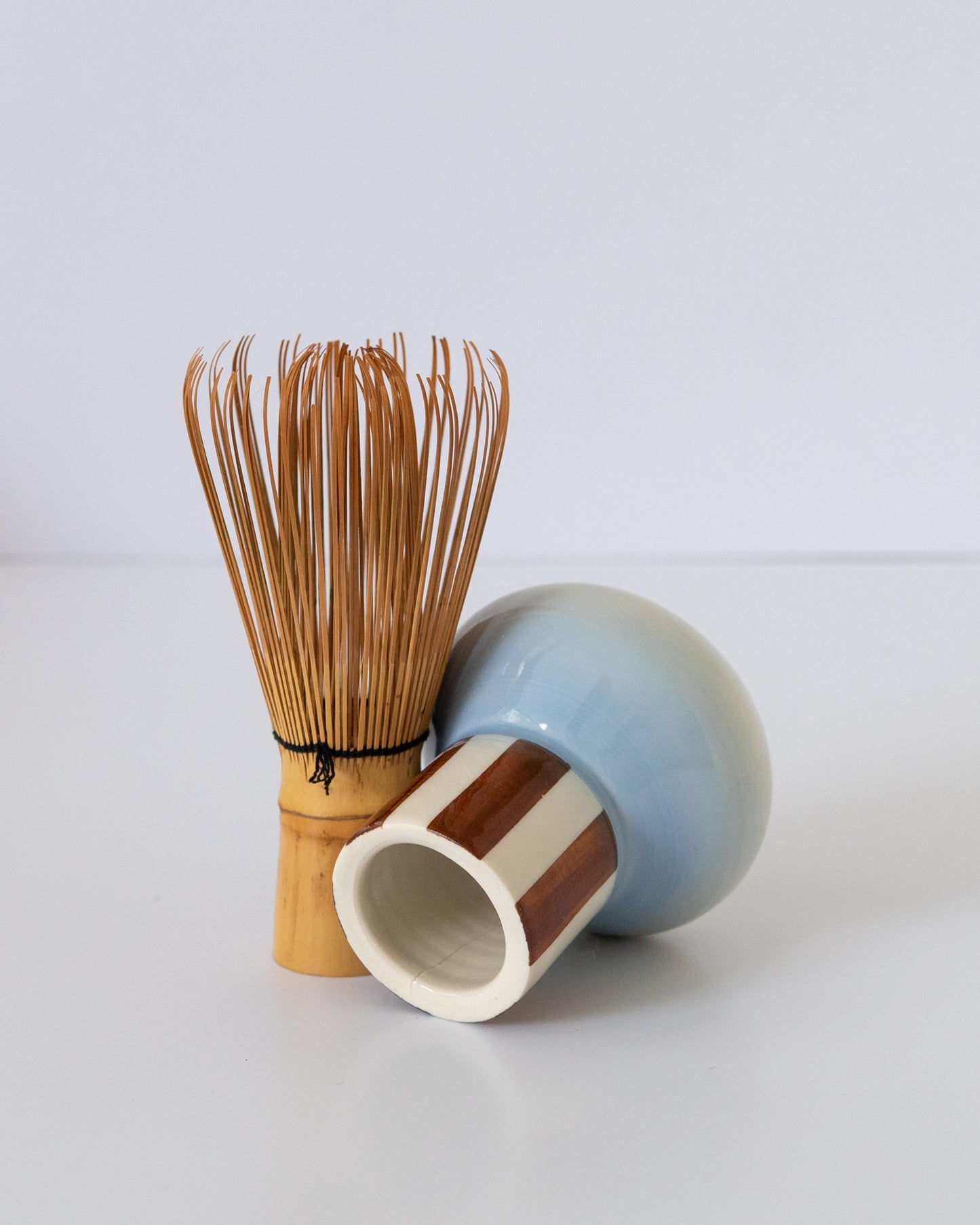Sky Blue + Brown Whisk Holder 02 - mushroom