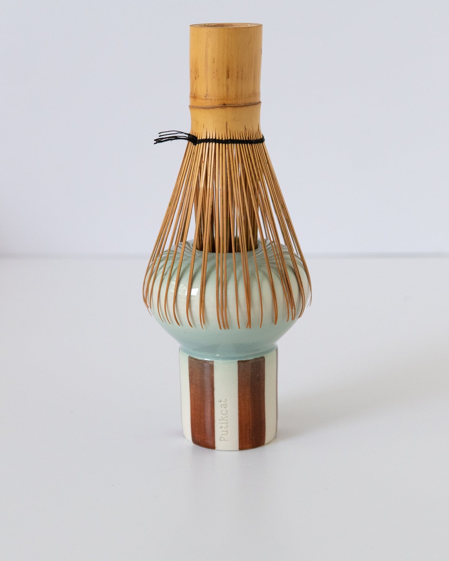 Seafoam + Brown Whisk Holder 01 - mushroom