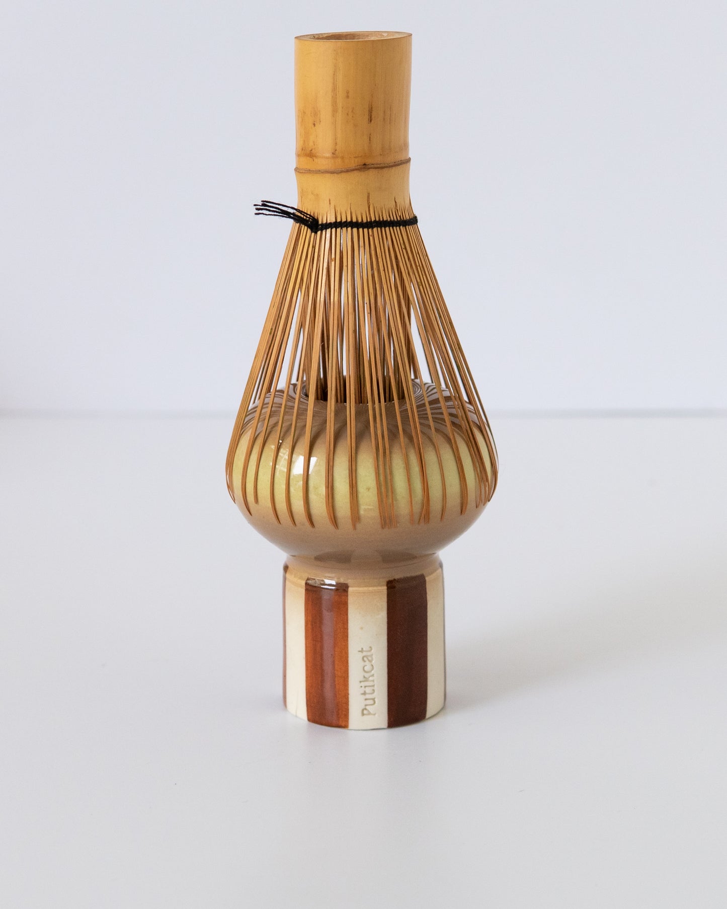 Olive Whisk Holder - mushroom