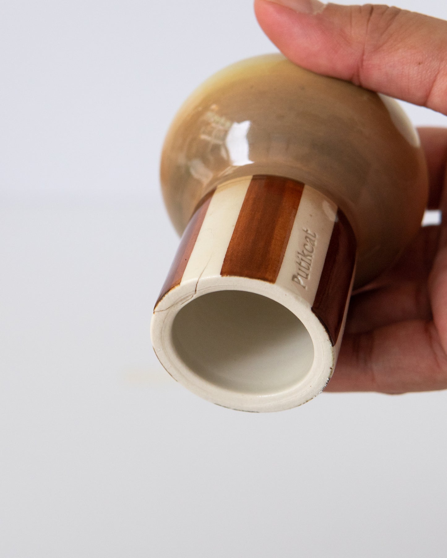 Olive Whisk Holder - mushroom