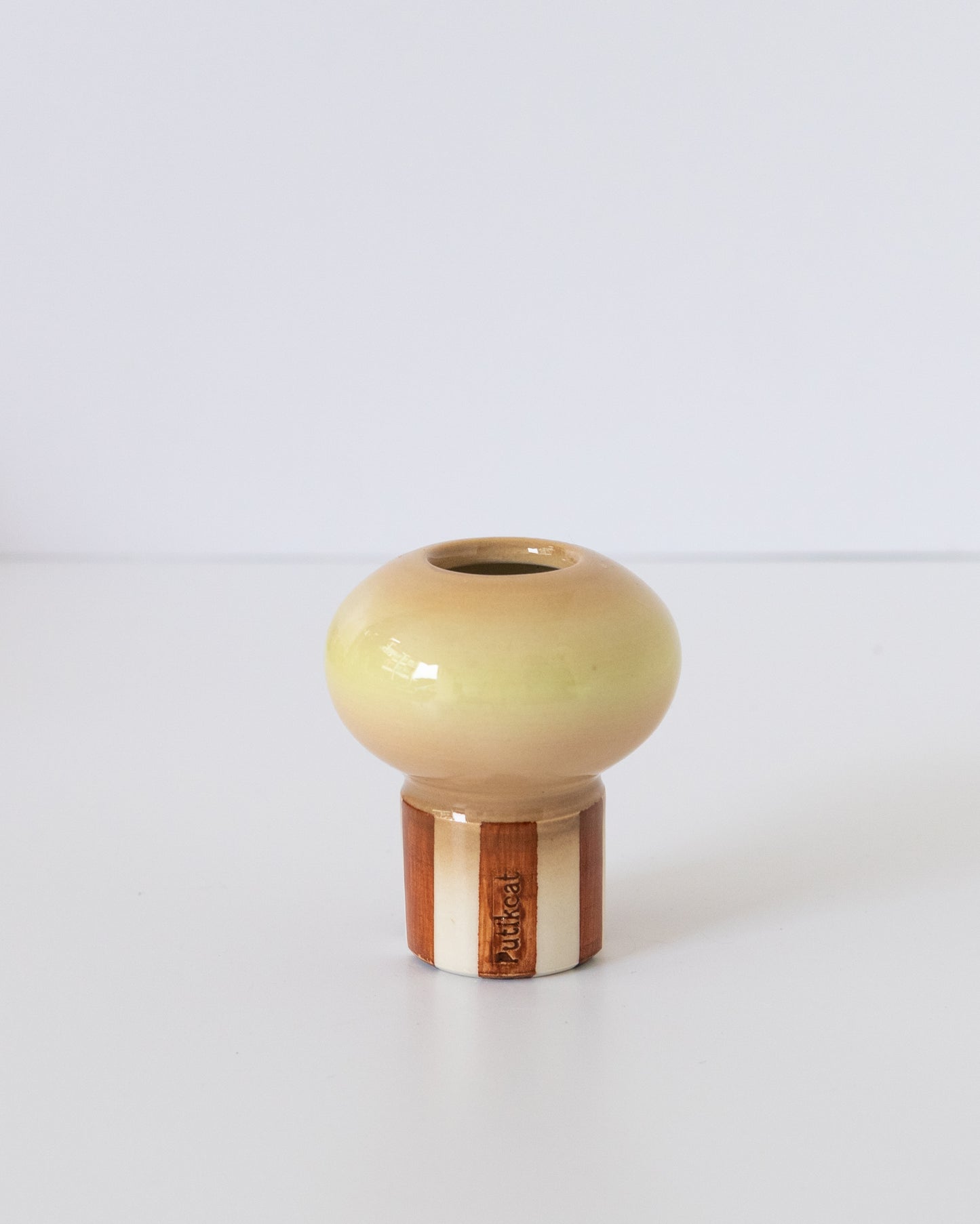 Olive Whisk Holder - mushroom 02
