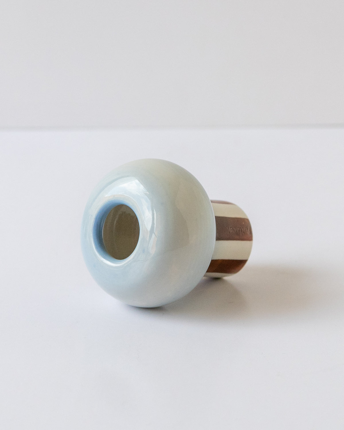 Sky Blue Whisk Holder - mushroom 01