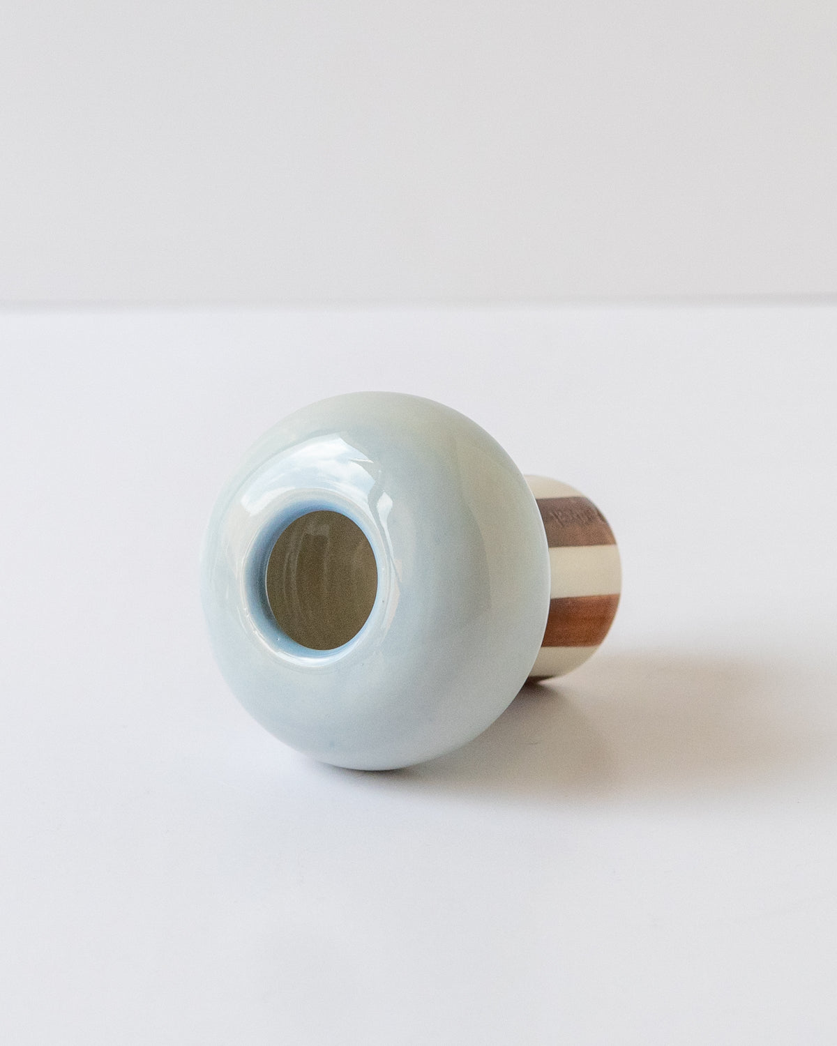 Sky Blue Whisk Holder - mushroom 02
