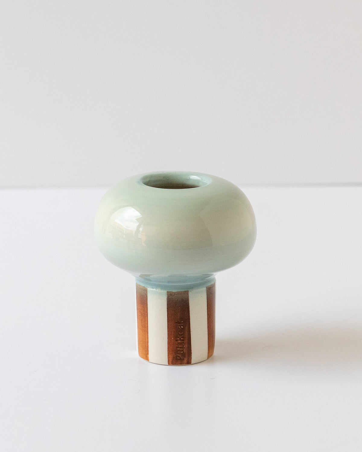 Seafoam Whisk Holder - mushroom 01