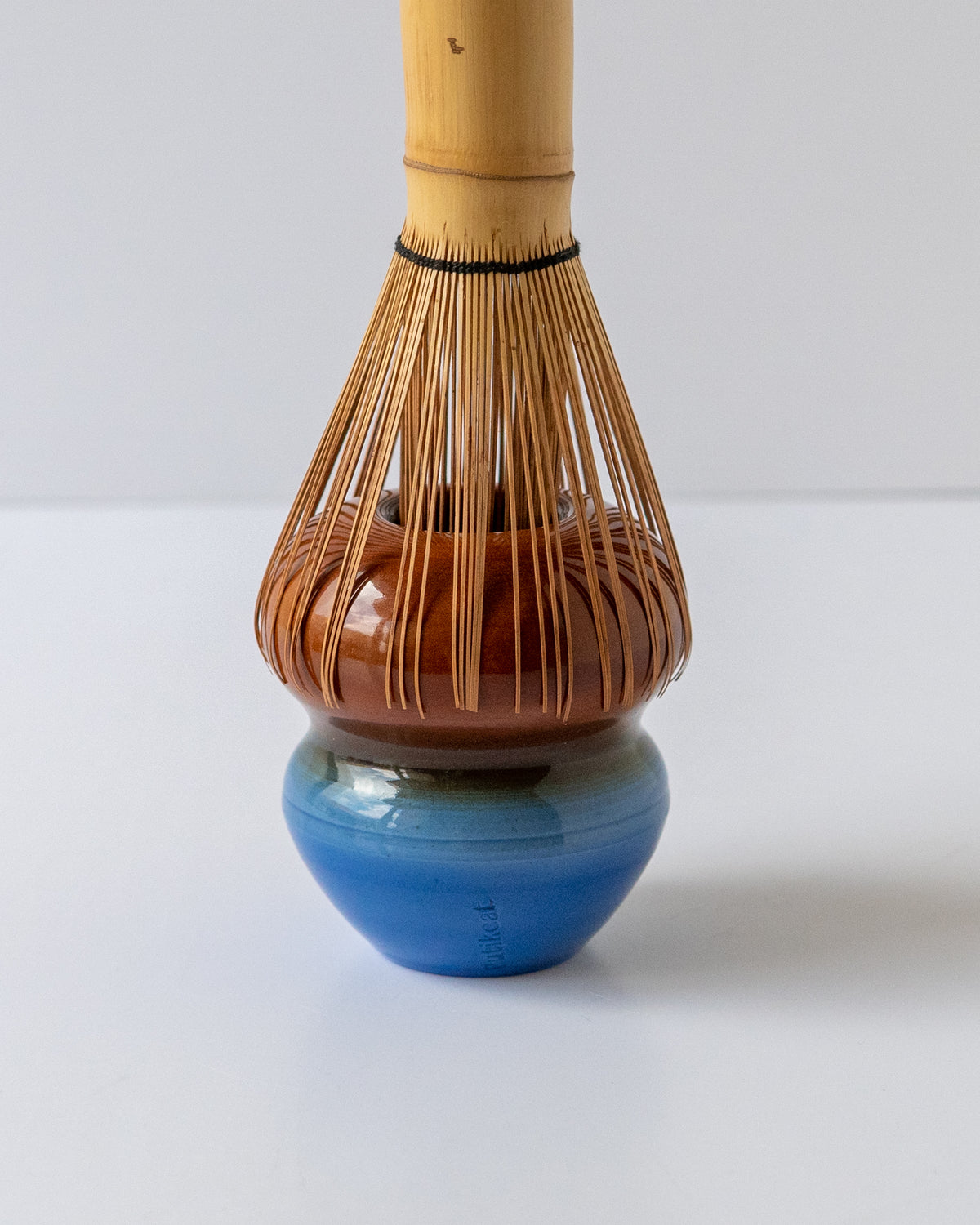 Blue + Brown Whisk Holder - reversible 01