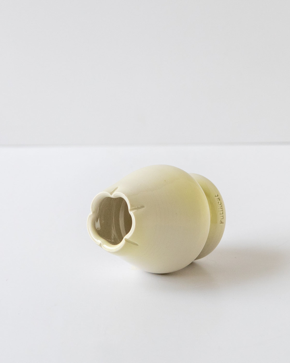 Lemon Chasen Holder
