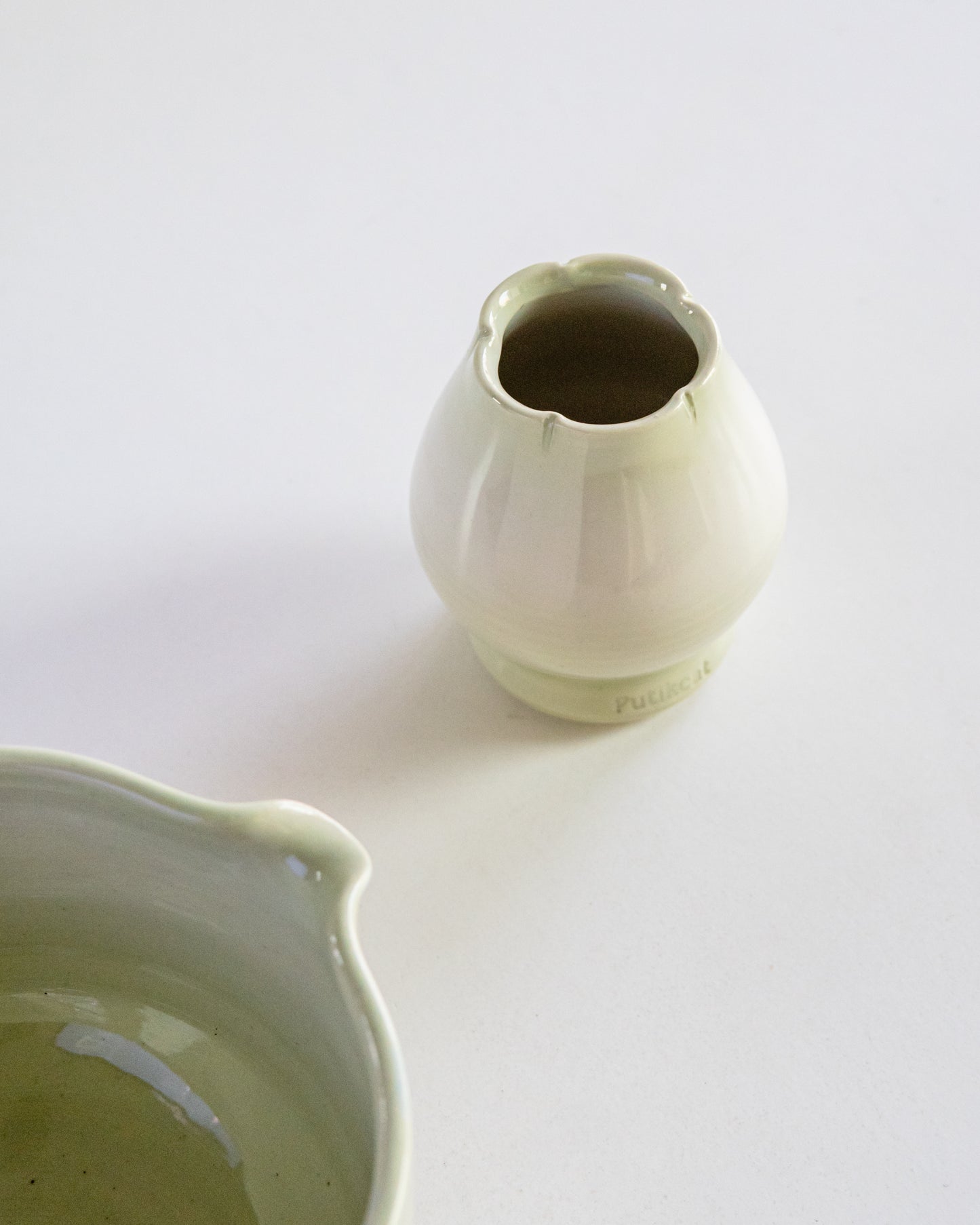 Green Matcha Bowl + Holder Set | Preorder