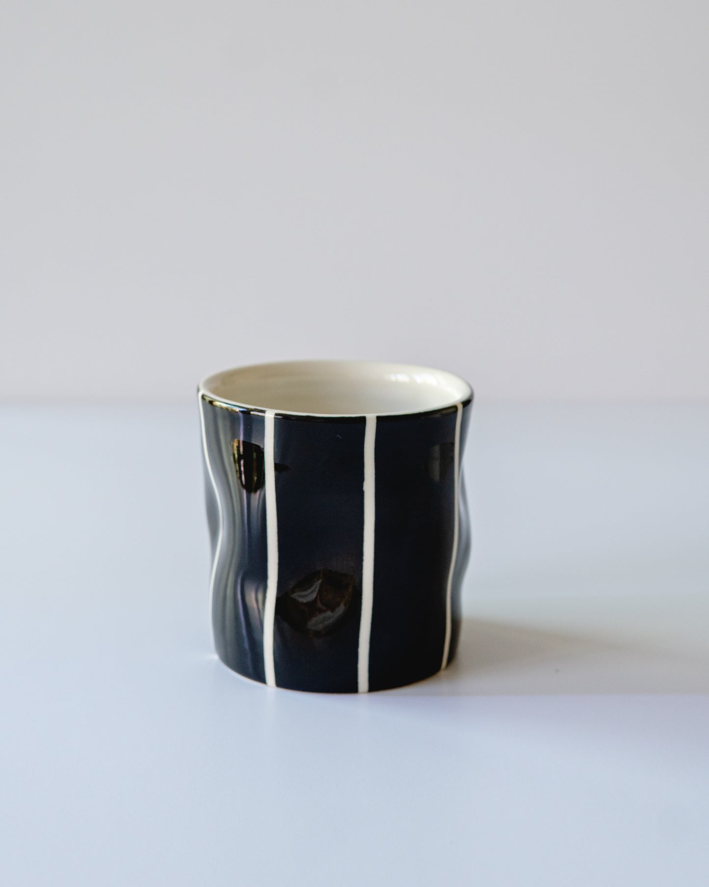 Black Stripe Flowy Cup