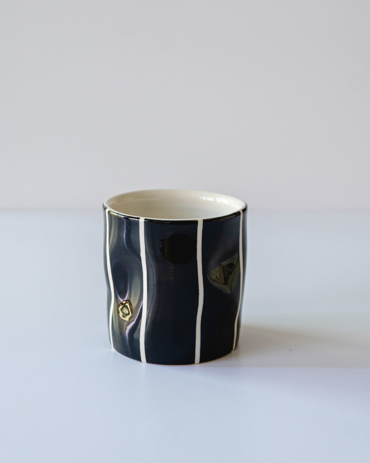 Black Stripe Flowy Cup