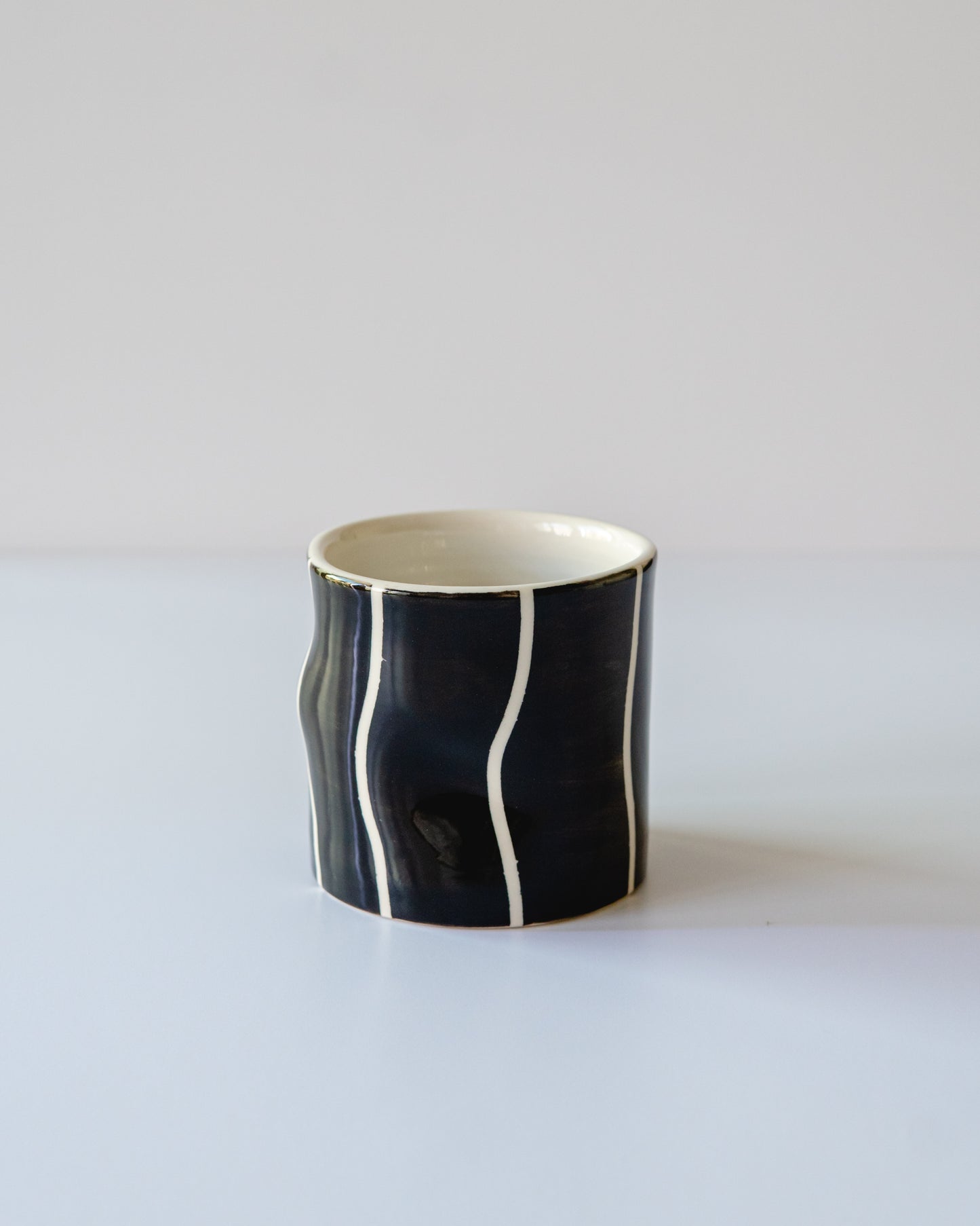 Black Stripe Flowy Cup